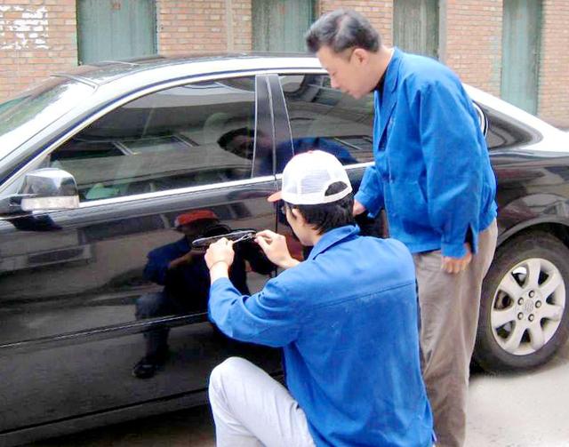 绿园区开锁公司：车钥匙坏了怎么办